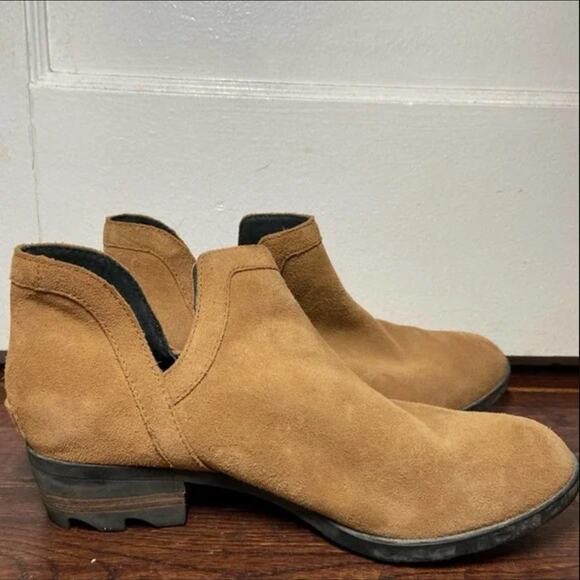 Sorel Lolla Bootie Suede Cutout Ankle Slip On Suede Heel Memory EVA Camel 9.5 - Picture 3 of 6